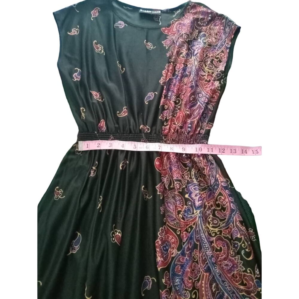 Dress - Picture 7 of 8